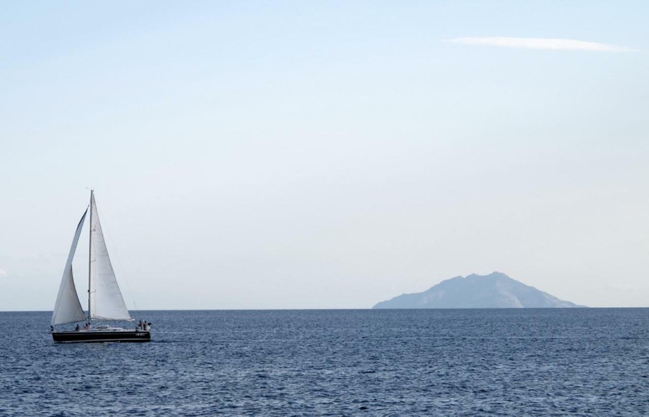 Isola D'Elba Come In Barca, A Un Tuffo Dal Mare Capoliveri  Exterior photo